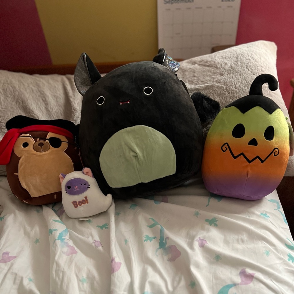 Halloween squishmallow bundle